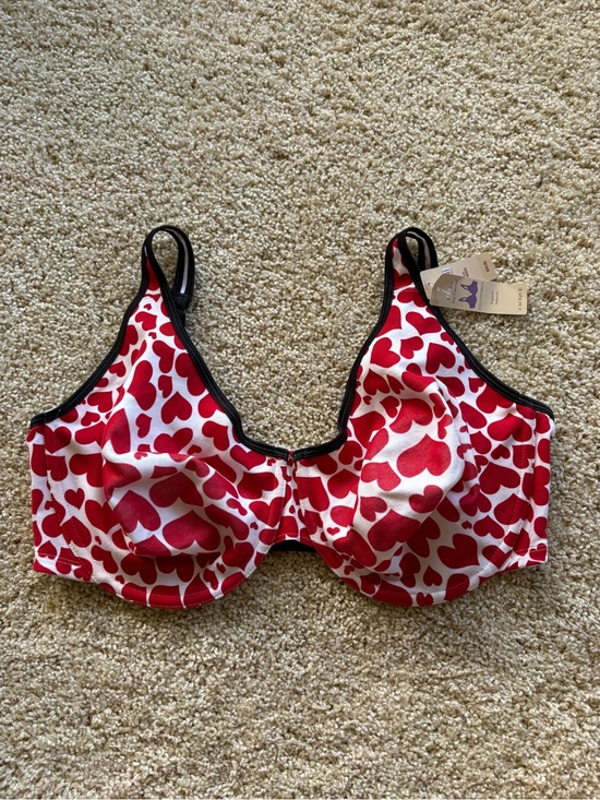 Cacique Other - Cacique Red Heart-Print Underwire Bra with Black Trim Size 44DDD
